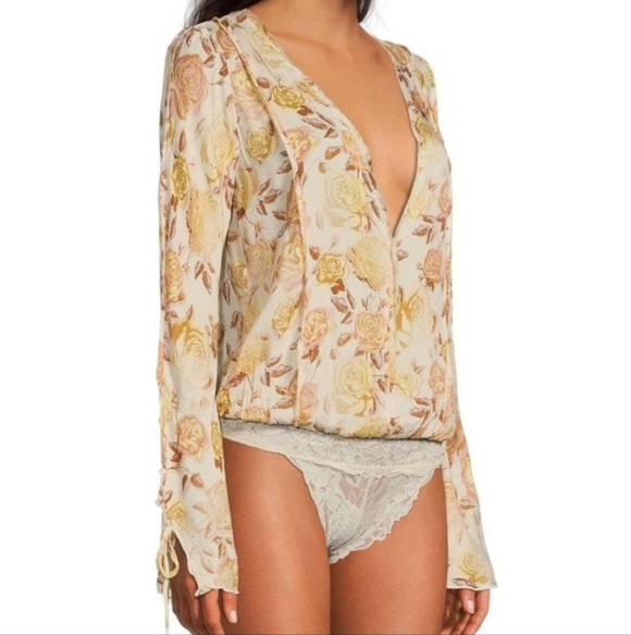 Free People Floral Bodysuit Large  Romantic Bell Sleeve | Western Gothic Nwot - Picture 4 of 17